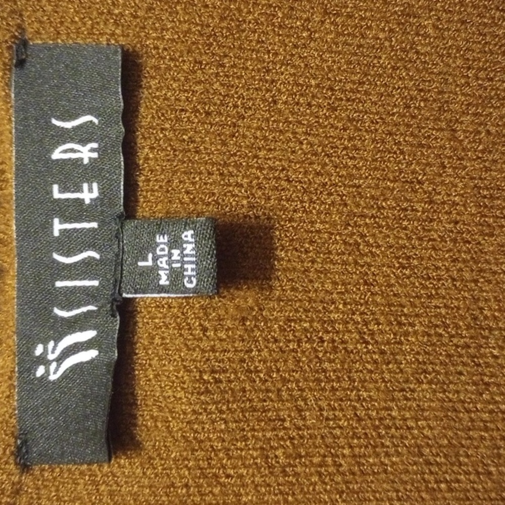 Women's Rust Sleeveless Sweater Vest - Picture 5 of 7